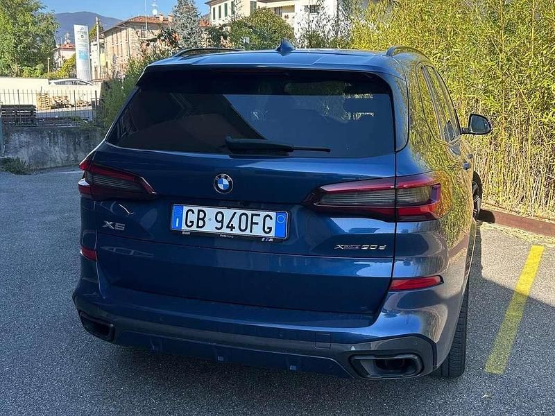 Usata BMW X5 M Sport 265 CV (194 kW) 2020 Blu/azzurro SUV