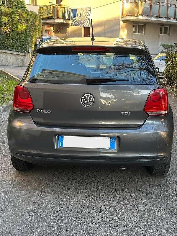 Usata VW Polo Comfortline 75 CV (55 kW) 2009 Grigio Berlina