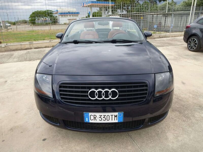 Usato 2002 Audi TT Roadster 1.8 Benzin 181 CV (12.500 €)