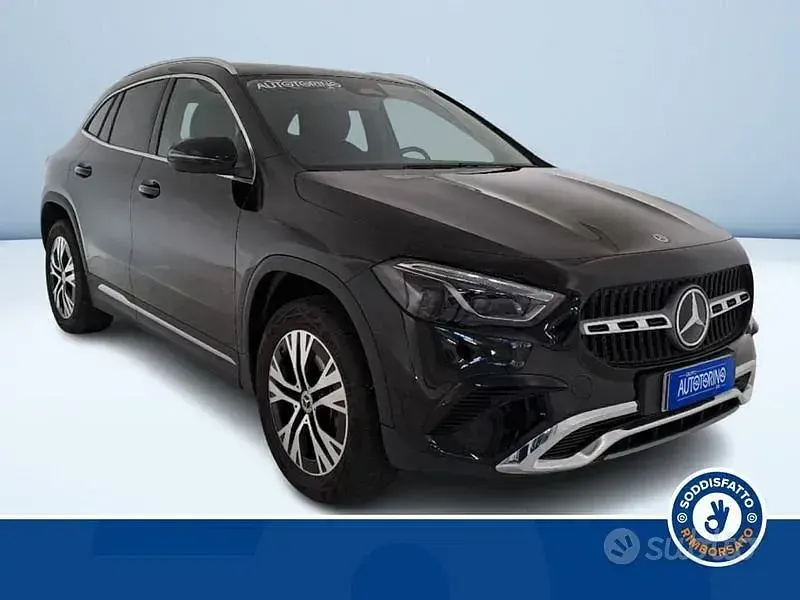 Usata Mercedes GLA200 Advanced 150 CV (110 kW) 2025 Nero SUV