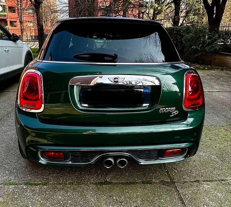 Usata Mini Cooper SD 170 CV (125 kW) 2015 Verde Utilitaria