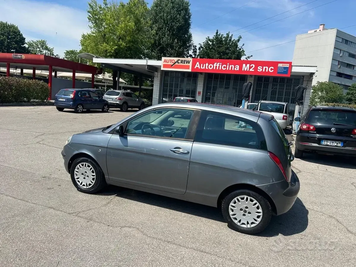 Usata Lancia Ypsilon 69 CV (50 kW) 2006 Utilitaria