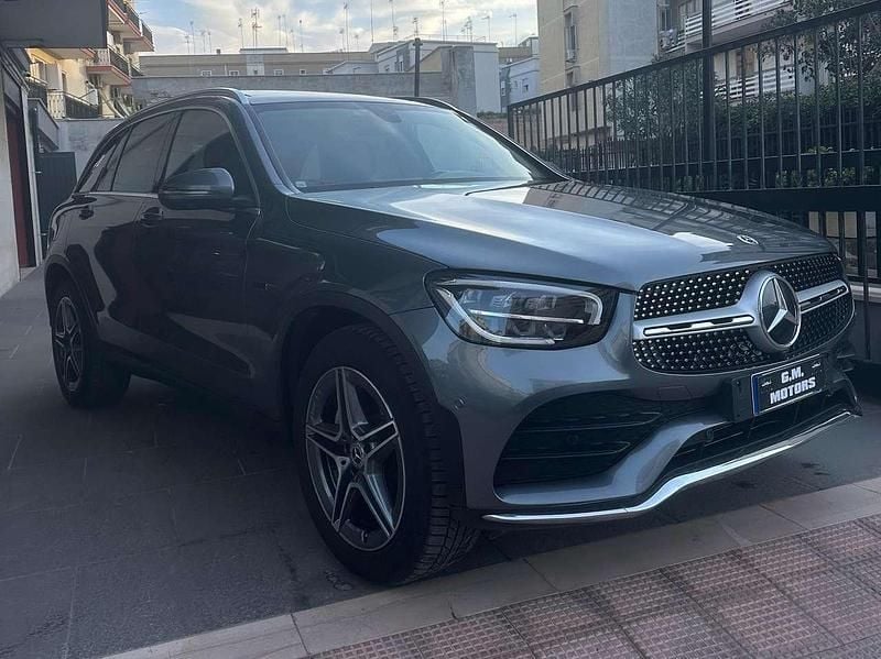 Usata Mercedes GLC300e Premium 194 CV (142 kW) 2021 Grigio SUV