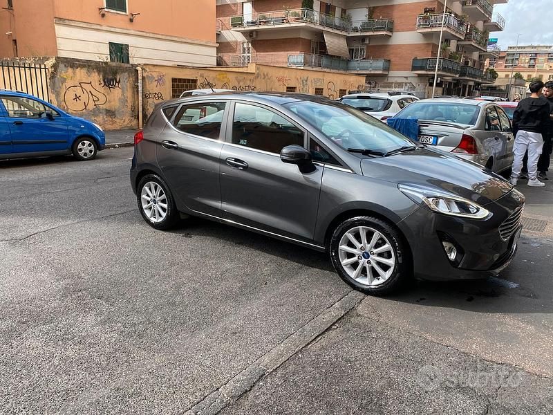 Usata Ford Fiesta 100 CV (73 kW) 2018 Berlina