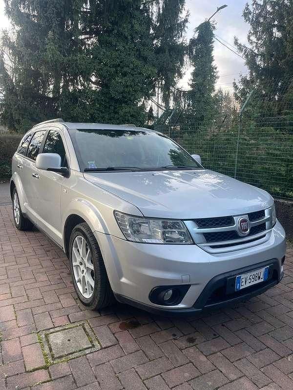 Usata Fiat Freemont Urban 170 CV (125 kW) 2014 Argento SUV