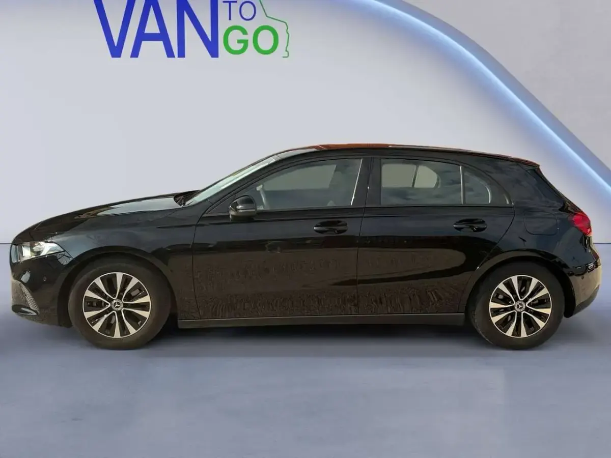 Usata Mercedes A180 Executive 116 CV (85 kW) 2022 Nero Berlina