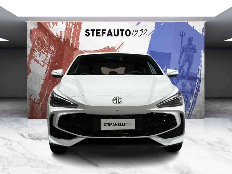 Nuova MG MG3 Luxury 102 CV (75 kW) 2026 Bianco dover Utilitaria