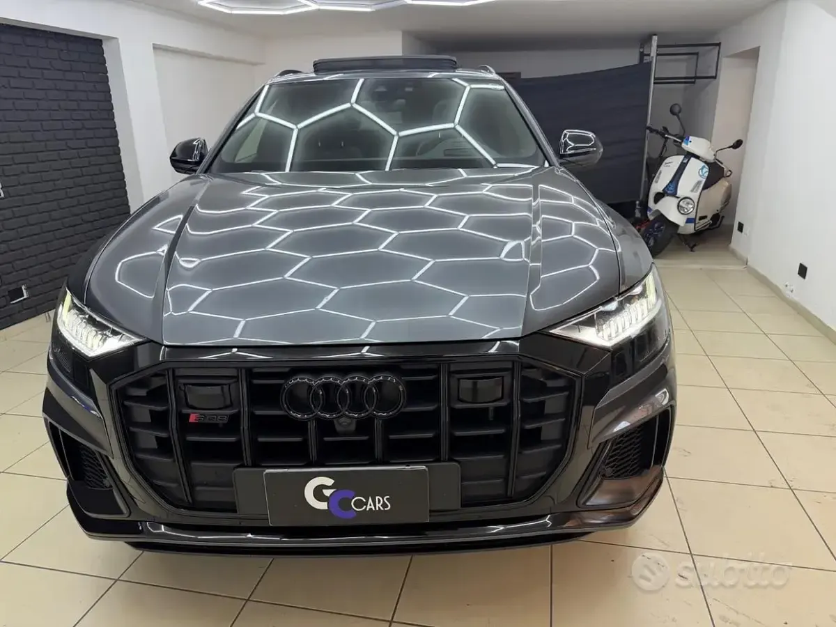 Usata Audi SQ8 Sport 507 CV (372 kW) 2023 Grigio SUV