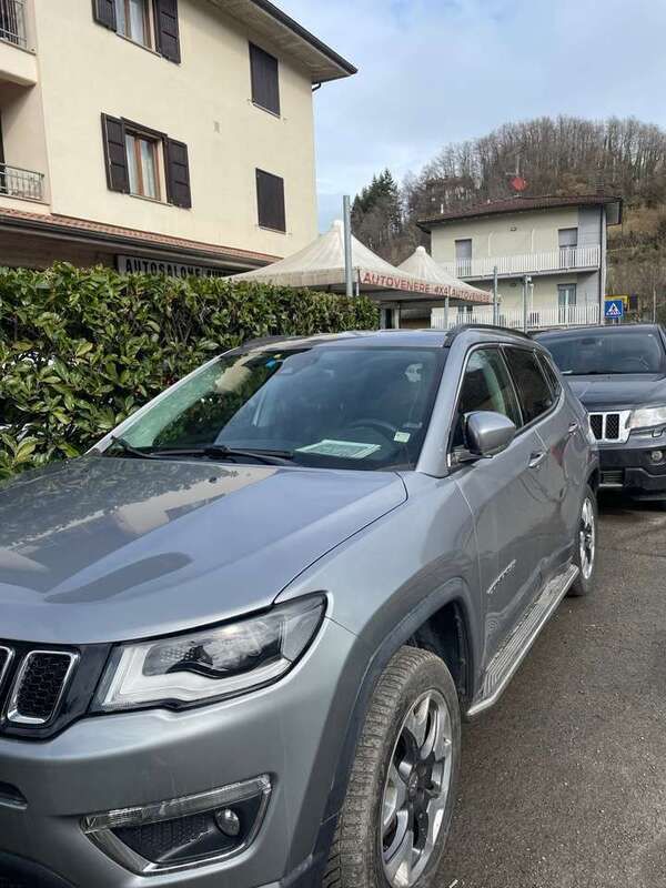 Usata Jeep Compass Trailhawk 170 CV (125 kW) 2018 Nero SUV