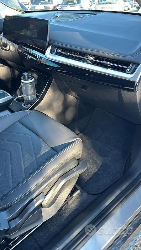 Usado BMW iX1 xLine 230 kW (313 CV) 2023 Gris SUV