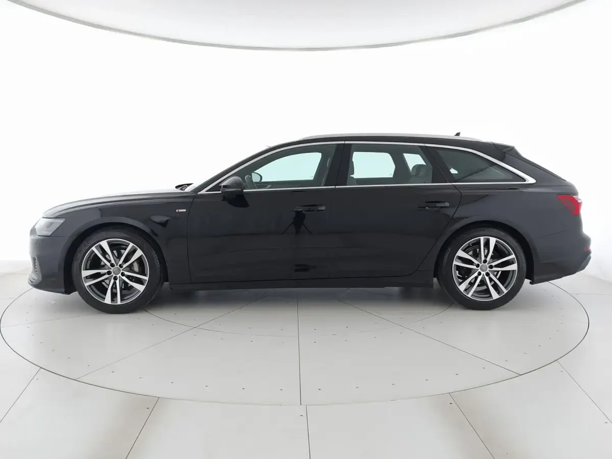 Usata Audi A6 Business 163 CV (119 kW) 2020 Nero mito metallizzato Station wagon