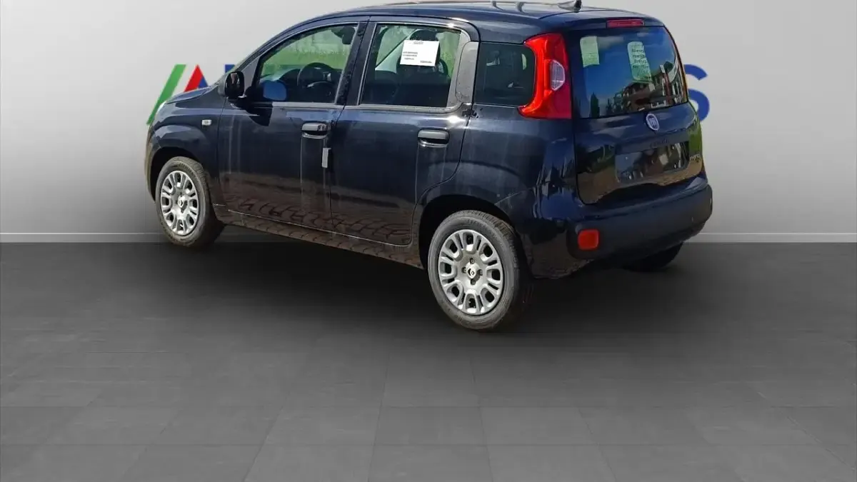 Nuova Fiat Panda Icon 69 CV (50 kW) 2025 Nero Utilitaria