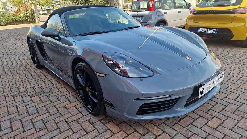 Usata Porsche 718 Boxster Edition 300 CV (220 kW) 2024 Grigio artico Cabrio