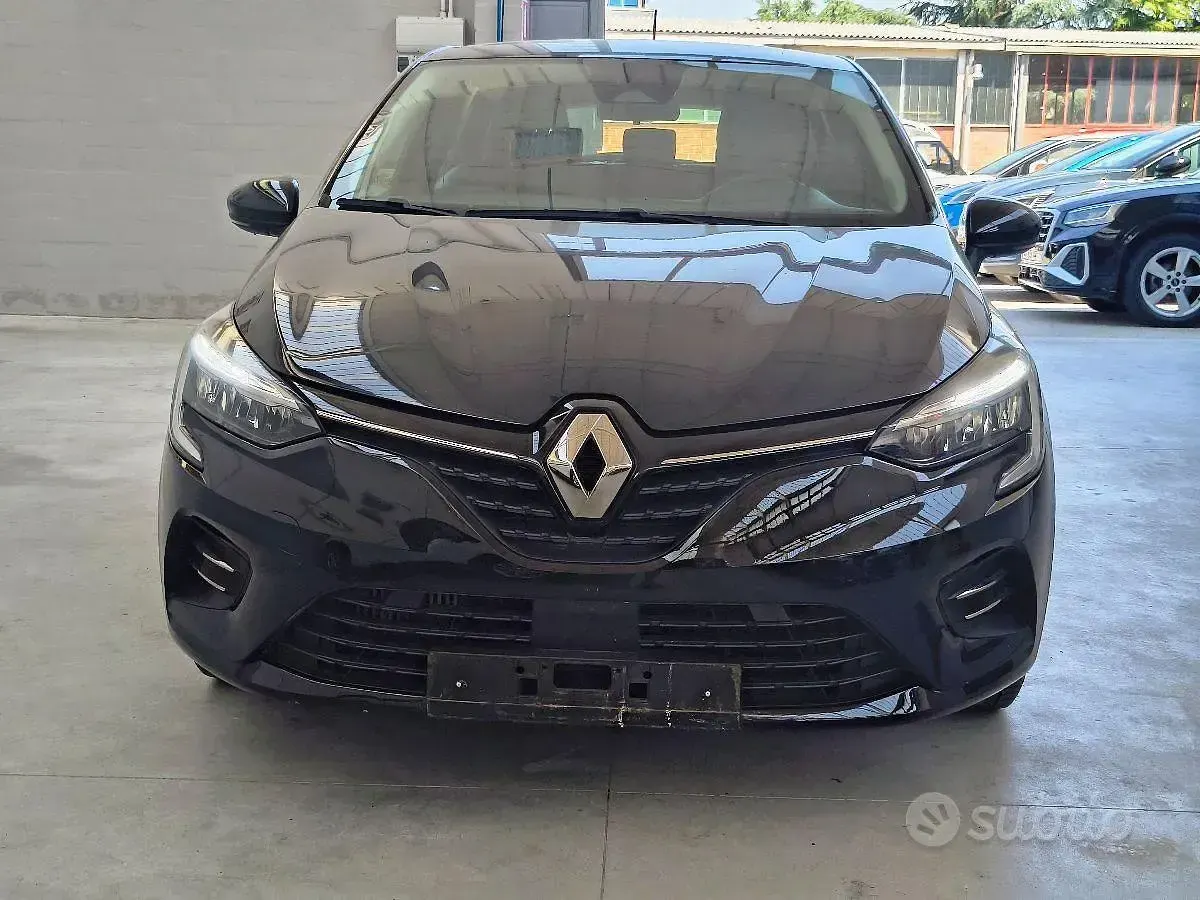 Usata Renault Clio Life 91 CV (66 kW) 2021 Nero Utilitaria