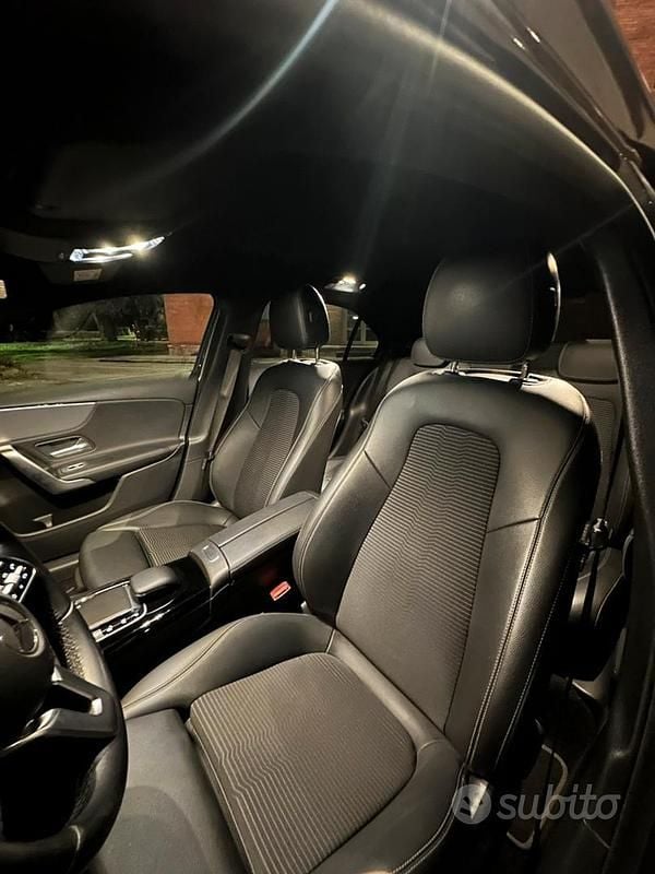 Usata Mercedes A180 116 CV (85 kW) 2020 Grigio Berlina