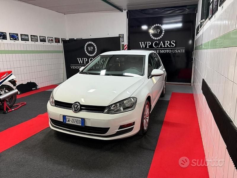 Usata VW Golf VII Comfortline 105 CV (77 kW) 2014 Bianco Berlina