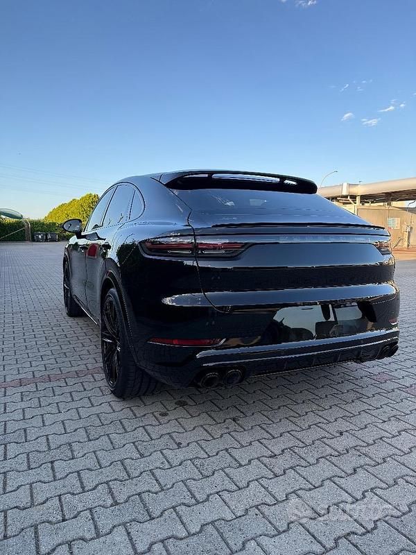 Usata Porsche Cayenne 2019 Nero SUV