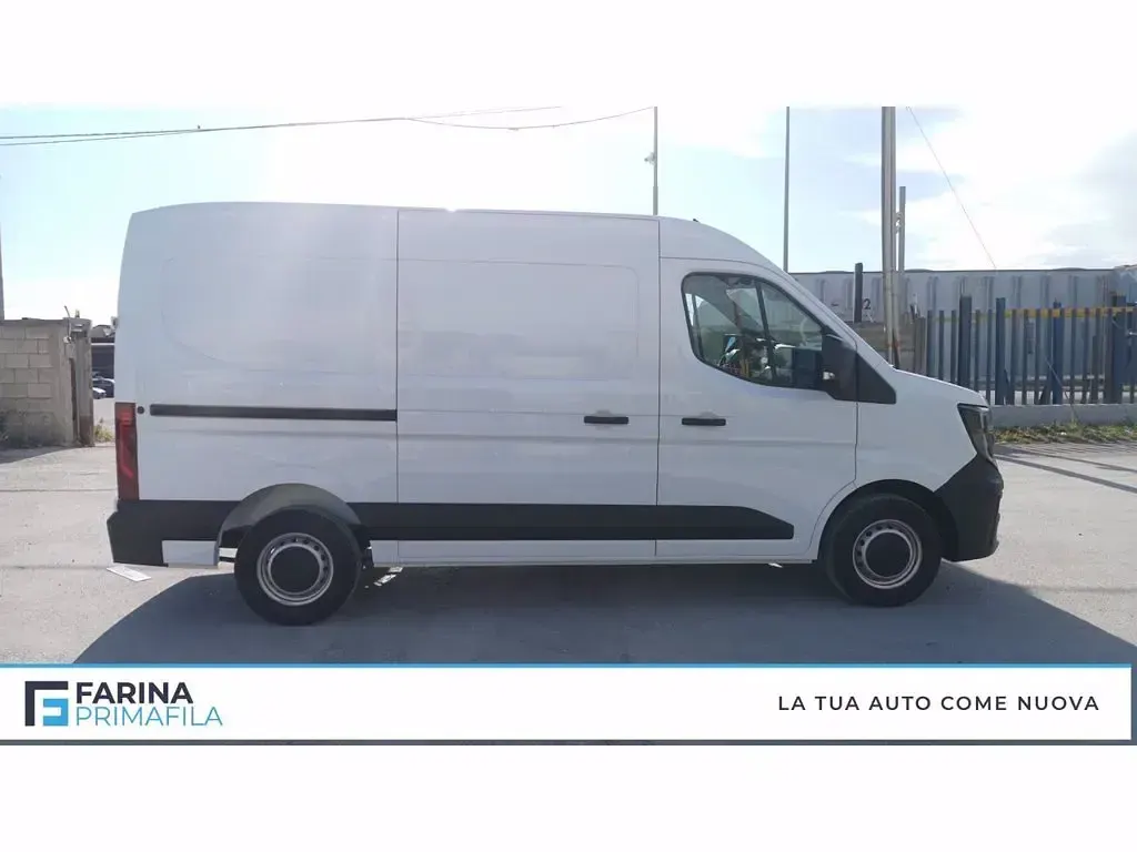 Nuova Renault Master 131 CV (96 kW) 2025 Bianco minerale  opaca Monovolume