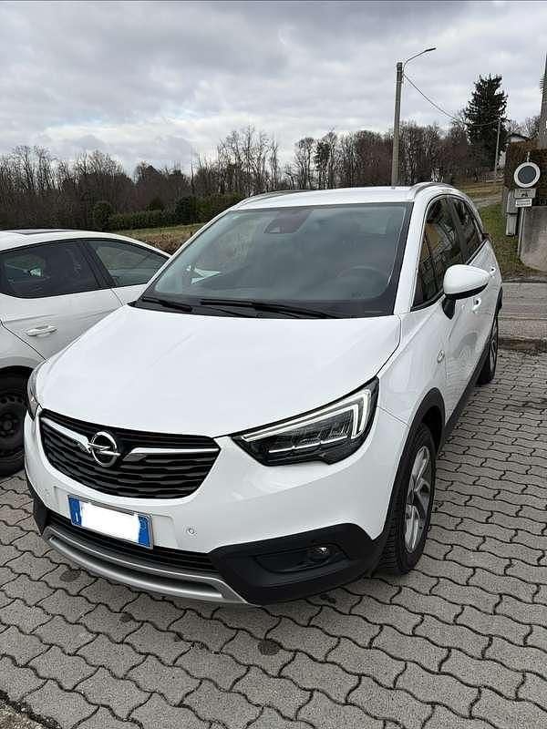Usata Opel Crossland X Innovation 102 CV (75 kW) 2020 SUV