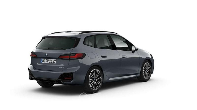 Neu BMW 218 Active Tourer Shadowline 150 PS (110 kW) 2026 Van / Kleinbus