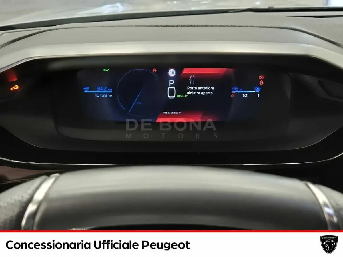 Usata Peugeot e-308 GT 114 kW (156 CV) 2023 Bianco Utilitaria