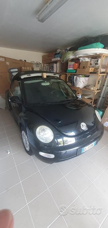Usata VW New Beetle 75 CV (55 kW) 2003 Nero Utilitaria