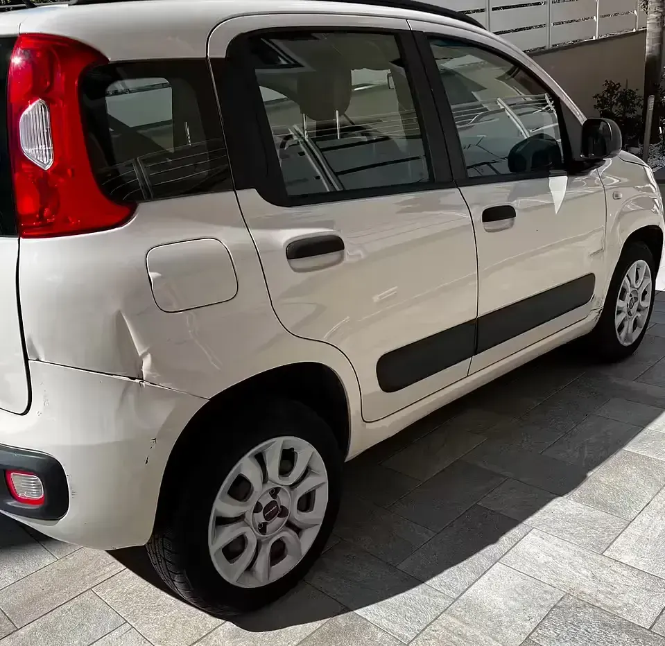 Usata Fiat Panda 85 CV (62 kW) 2015 Utilitaria