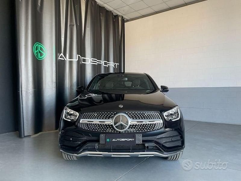 Usata Mercedes GLC300 Premium Plus 245 CV (180 kW) 2023 Nero Coupé