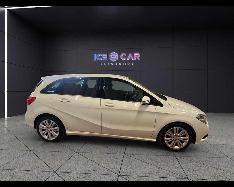 Usata Mercedes B180 Executive 109 CV (80 kW) 2013 Argento Monovolume