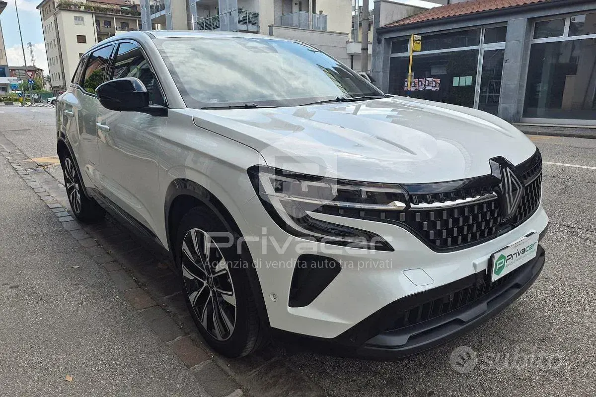 Usata Renault Austral Techno 130 CV (95 kW) 2024 Bianco SUV