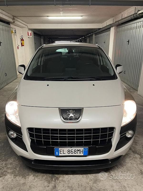 Usata Peugeot 3008 115 CV (84 kW) 2012 Bianco Station wagon