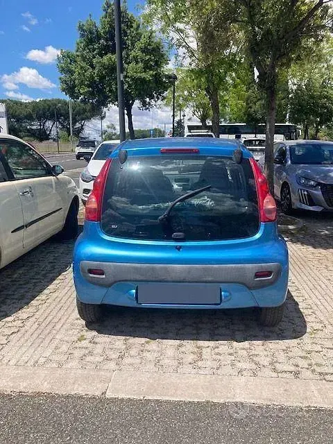 Usata Peugeot 107 68 CV (50 kW) 2008 Blu Utilitaria
