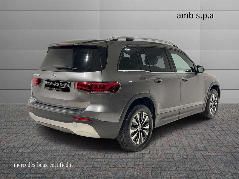 Usata Mercedes GLB200 150 CV (110 kW) 2022 Grigio SUV