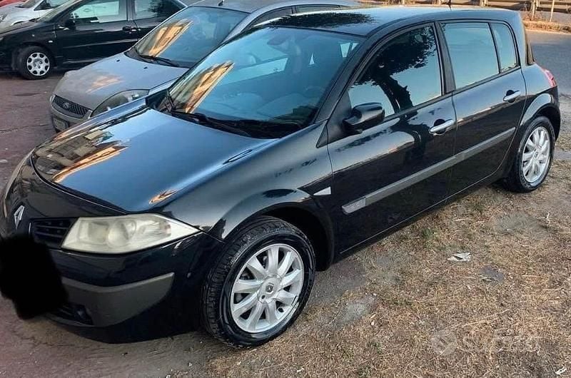 Usata Renault Mégane II 100 CV (73 kW) 2006 Nero Utilitaria