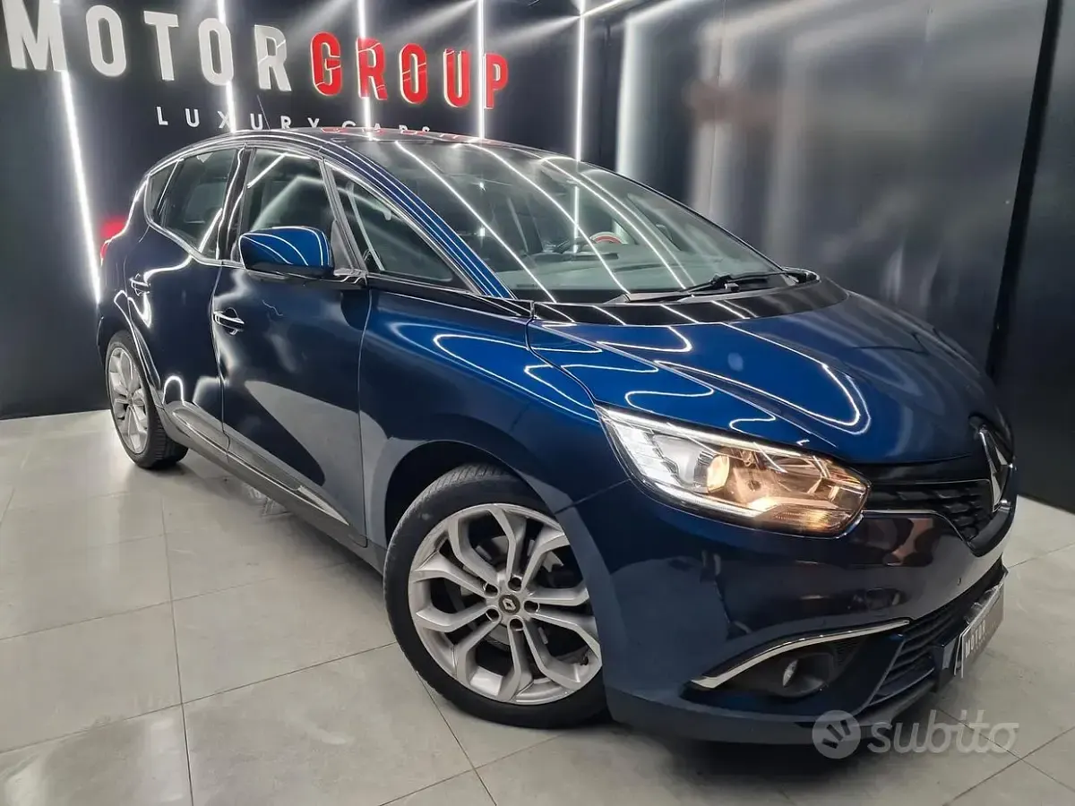 Usata Renault Scénic IV 110 CV (80 kW) 2018 Blu Monovolume