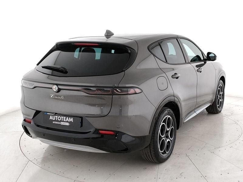 Usata Alfa Romeo Tonale Ti 180 CV (132 kW) 2024 Grigio metall. SUV