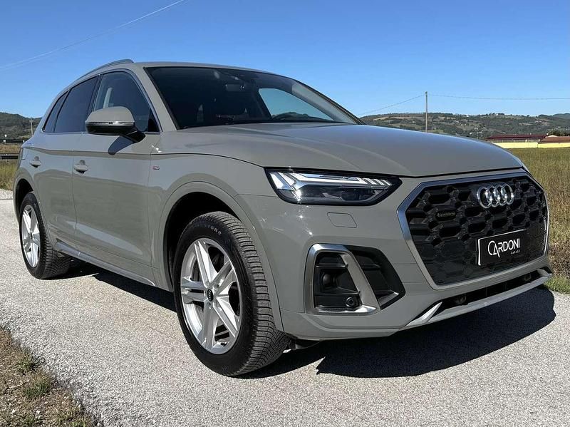 Grigio Usata 2021 Audi Q5 S-Line SUV | 39.800 € (Buon prezzo) - Immagine 1/4