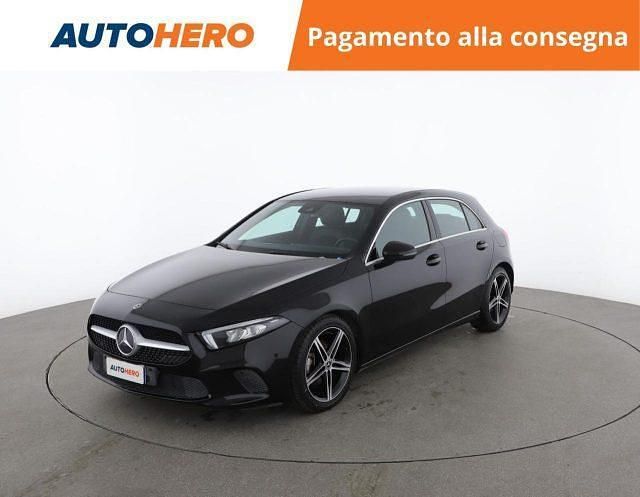 Nero Usata 2020 Mercedes A180 Tre volumi | 20.599 € (Super prezzo) - Immagine 1/2
