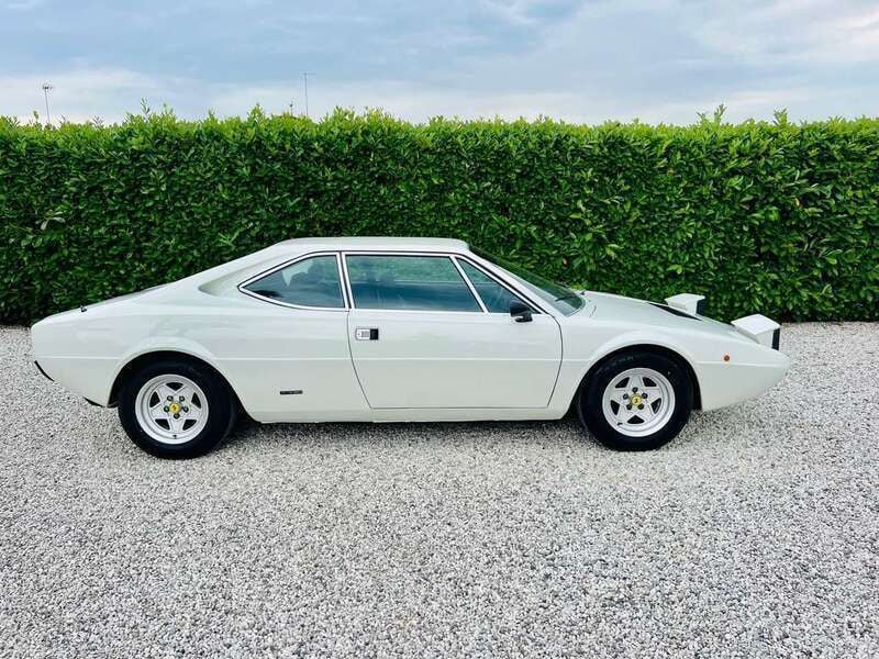 Bianco Usata 1976 Ferrari Dino GT4 Coupé | 59.500 € - Immagine 1/4