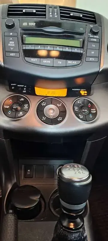 Usata Toyota RAV4 150 CV (110 kW) 2011 Nero SUV