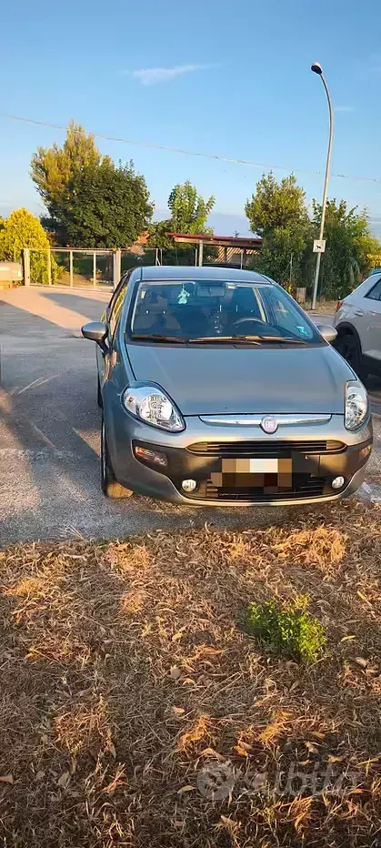 Usata Fiat Punto Evo 65 CV (47 kW) 2012 Grigio Utilitaria