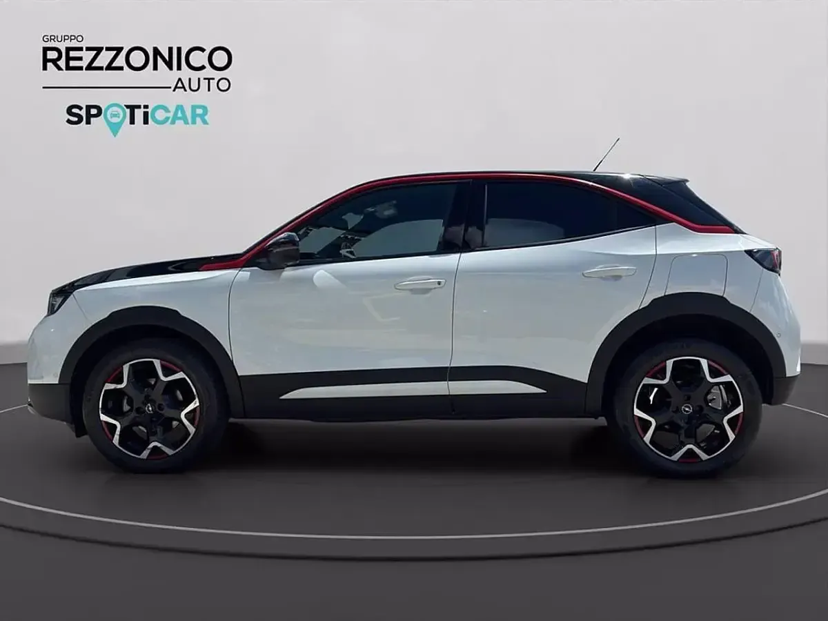 Usata Opel Mokka S 136 CV (100 kW) 2023 Bianco metallizzato SUV