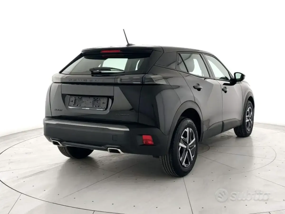 Usata Peugeot 2008 Style 136 CV (100 kW) 2025 Nero perla SUV
