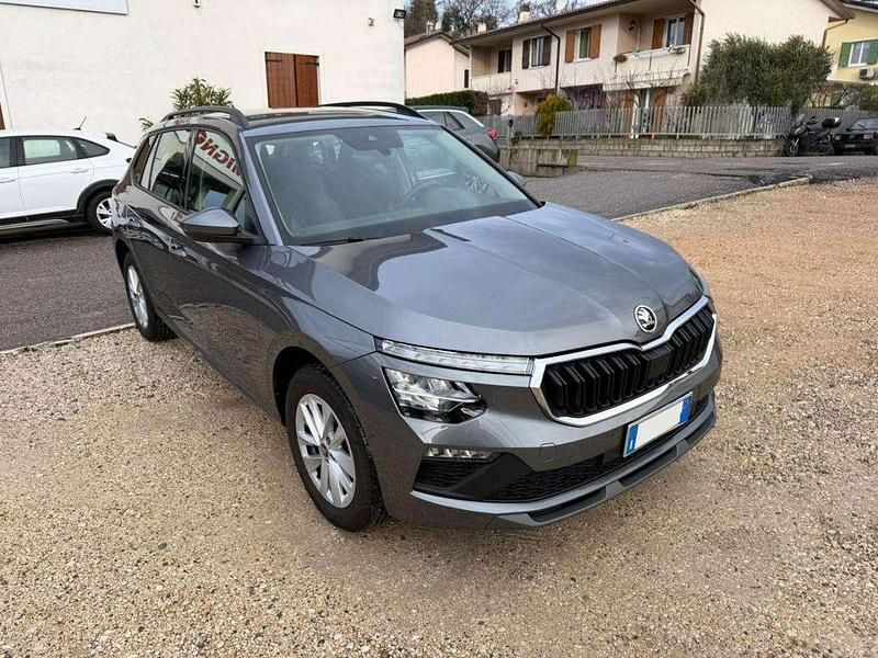 Usata Skoda Kamiq Selection 95 CV (69 kW) 2025 Grigio scuro SUV