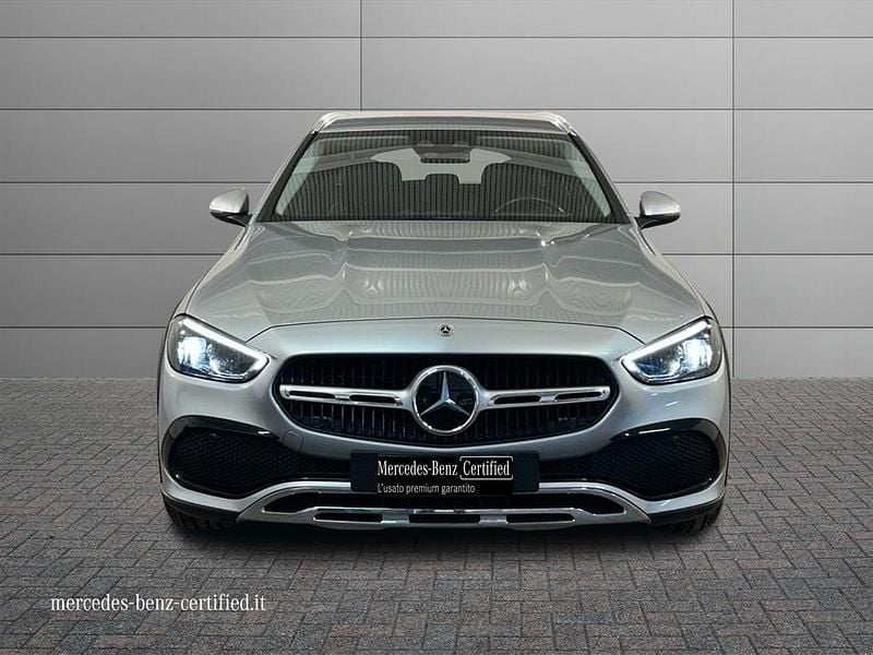 Käytetty Mercedes 220 Premium 200 HP (147 kW) 2023 Farmari
