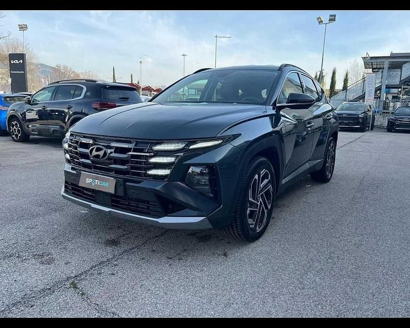 Verde Usata 2024 Hyundai Tucson SUV | 35.400 € (Cara) - Immagine 1/4