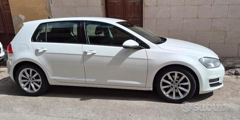 Usata VW Golf VII Executive 110 CV (80 kW) 2016 Bianco Berlina
