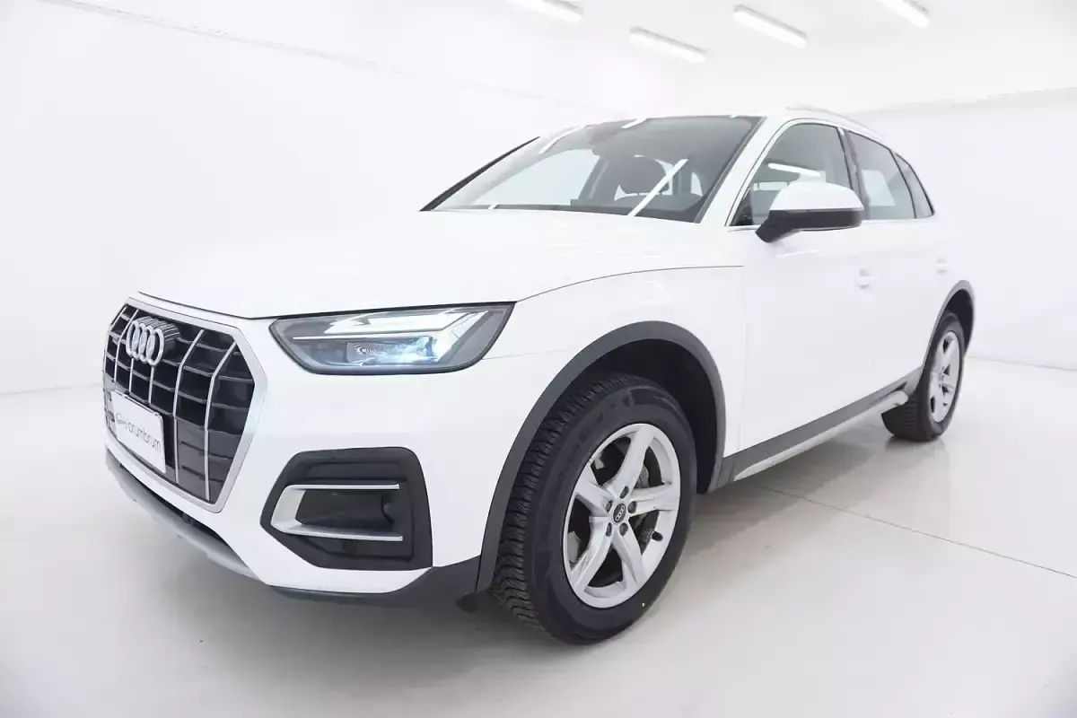 Usata Audi Q5 Advanced 204 CV (150 kW) 2021 Biancobianco SUV