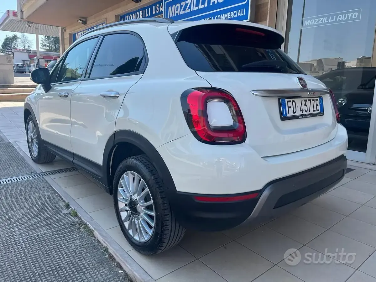 Usata Fiat 500X Cross 120 CV (88 kW) 2015 Bianco SUV