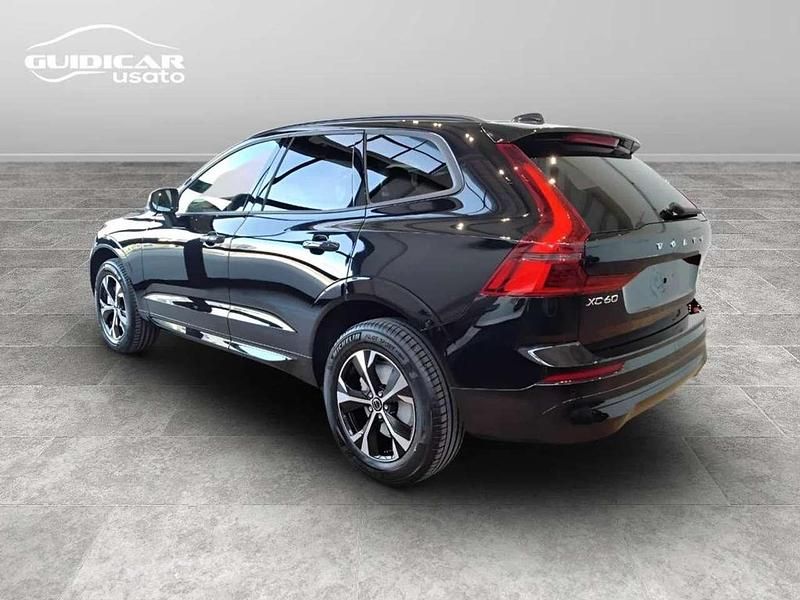 Nuova Volvo XC60 Core 250 CV (183 kW) 2026 Onyx black SUV